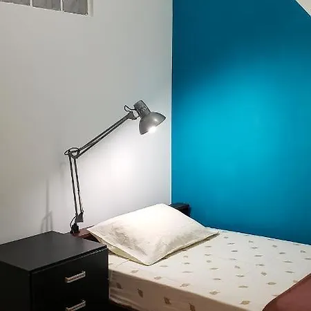 4nomads Hostel *